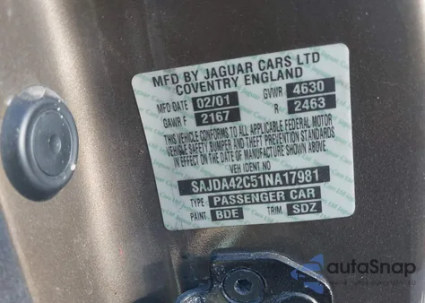 2001 Jaguar Xk8 из США, поврежденный, VIN SAJDA42C51NA17981